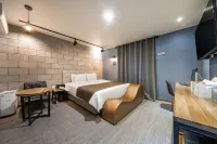 Gimhae Jangyu W