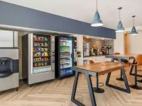 Extended Stay America Premier Suites - Fort Myers - Airport Hotels in Lee County