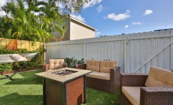 Walkable to Downtown - Casita 1