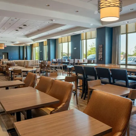 Drury Plaza Hotel Dallas Arlington