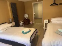 Tumbledown Hotel Các khách sạn ở 