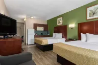 Travelodge Suites by Wyndham Lake Okeechobee Hotels in Okeechobee