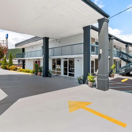 Rodeway Inn Dalton South