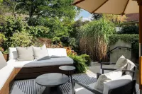 Kat Florence Hotels Các khách sạn ở Fergus