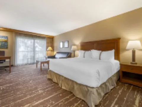 Best Western Premier the Lodge on Lake Detroit Hotels in Becker County