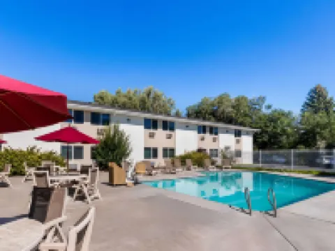 Econo Lodge Hotels in Idaho Falls
