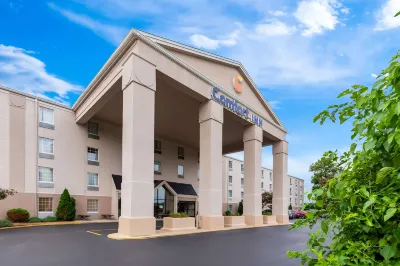 Comfort Inn St Louis - Westport Event Center Hotels in Maryland Heights Township