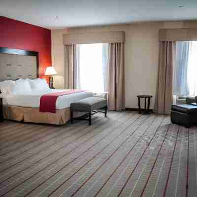Doubletree by Hilton Sulphur Lake Charles Rooms