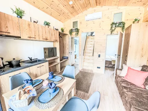 Tiny Haus Glockenalm-Villa Kunterbunt Hotel di Schliersee