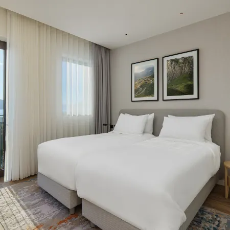 SIRO Porto Montenegro