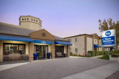 Best Western Royal Palace Inn & Suites Hotels near Brentwood