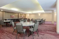Courtyard by Marriott Monroe Airport - breakfast
