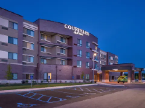 Courtyard St Louis Chesterfield Hotels in Chesterfield