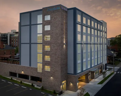 Fairfield Inn & Suites Nashville Near Vanderbilt Hotels near Parthenon