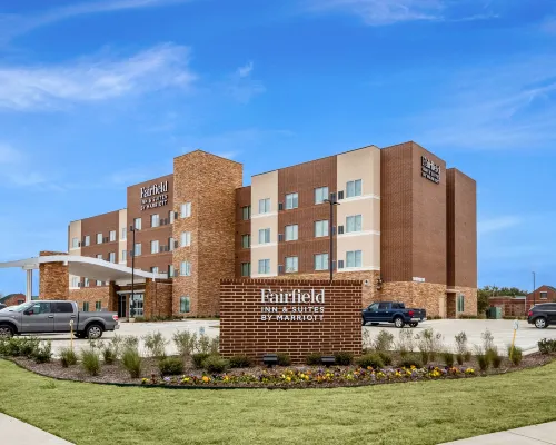 Fairfield Inn & Suites Dallas DFW Airport North/Coppell Grapevine Hotels in Grapevine