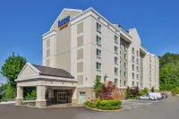 Fairfield Inn & Suites Tacoma Puyallup Hotels near Safeway