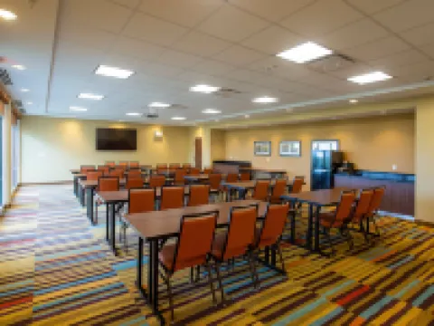 Fairfield Inn & Suites Jamestown Hotels in Jamestown