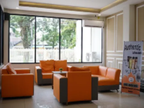 Lucky Hotel Purwodadi Hotels in Grobogan Regency