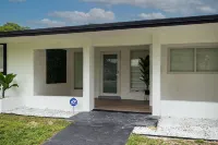 Dreamy 4BR Getaway w/ Private Pool & Luxe Patio in Miramar!