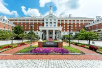 Hilton Columbus at Easton Hotels near LVQ Apartments