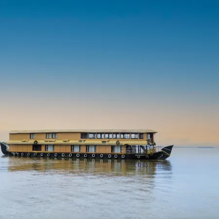 Tharangini Houseboats