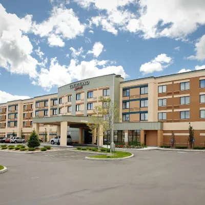 Courtyard Kingston Highway 401/Division Street Hotels near Canadian Forces Base Kingston
