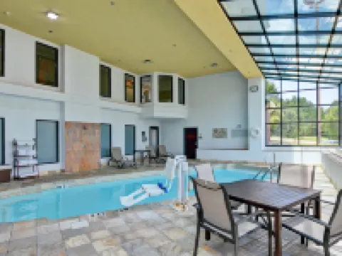 Doubletree by Hilton Hattiesburg Hotels in Forrest County