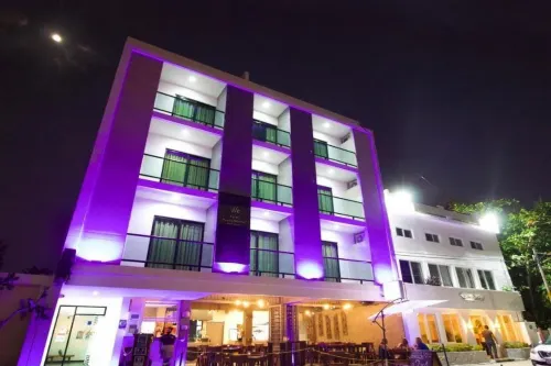 We Hotels
