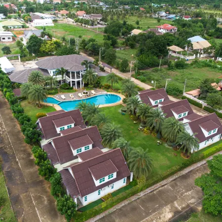 Saitong Resort