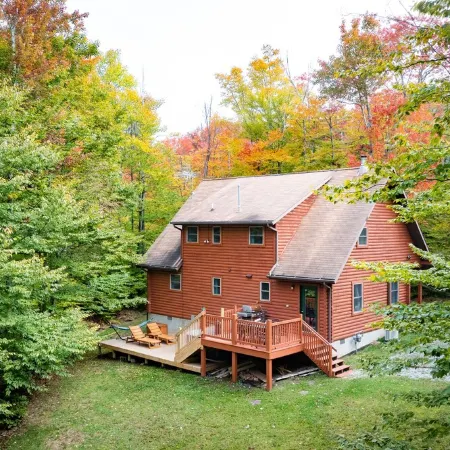 Driftland Cabin – hot tub, pizza oven, kayak