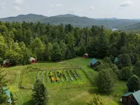 Glamp Thomas On Adk Farm Offers Privacy, Stargazing And Mountain Views Hotels in Johnsburg