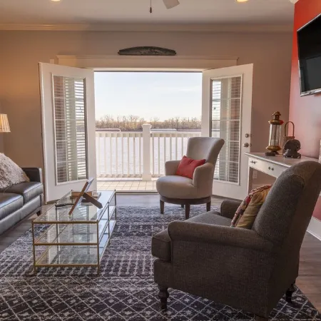 Waterfront Apartment, 2nd floor unit