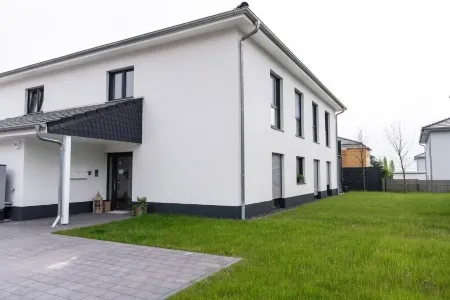 Moderne & Familienfreundliche Ferienwohnung am Goitzschesee