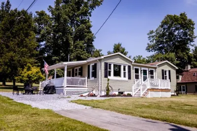Hollow Hideaway is perfect for your holiday stay! Hotel dekat Cunningham Falls State Park