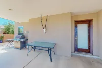 AMAZING VIEWS! Large 4-BR home with hot tub and rooftop deck overlooking ABQ - Jacuzzi