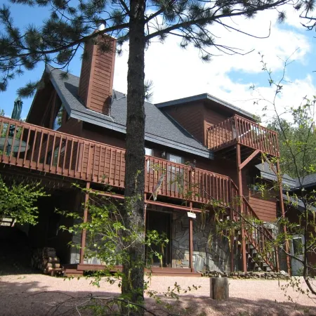 The Owl's Nest, Black Hills Vacation Home located in Central Black Hills