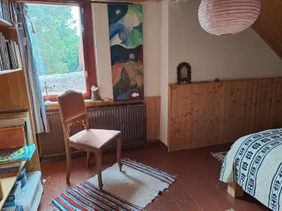 Ferienhaus an der Stadtmauer mit Seeblick