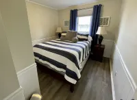 Designed for Fun! Lakefront Home - Pet Friendly! Hot Tub, Fire Pit Ready to Go! Hotels in Lake Ripley