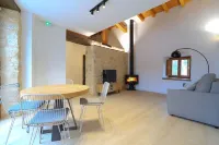 !a 15 min de Vitoria, Casa Rural con Chimenea, en Plena Naturaleza! Các khách sạn ở Azazeta