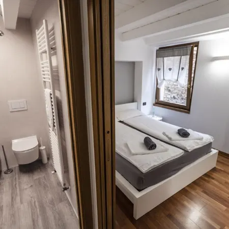 Alley 15, apartment in the historic center of Malcesine.