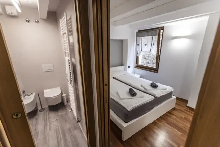 Alley 15, apartment in the historic center of Malcesine.