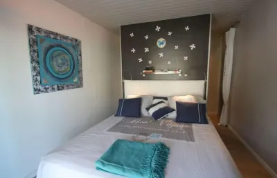 Beach House en Triplex a 5 Minutes de la Plage Hotels near Cala Murtra