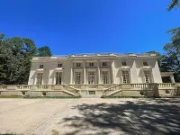 French Chateau in the Piney Woods - Wedding, Event, Retreat, Gathering, Museum