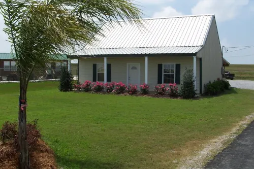 "Clean/Maintained Fully Furnished Premium Lodging"- Dolphin Lodge