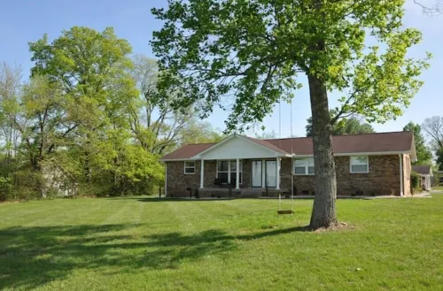 Central Retreat C, NEW Family and Pet Friendly 윌슨 카운티 호텔