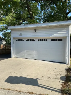 Exclusive Pewaukee Lake House ~ Includes Kayaks!