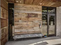 Perfect for groups! Walk to Journeyman/downtown Three Oaks