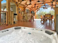 Luxurious Ellicottville Chalet with view of slopes & min to town! Pet Friendly!