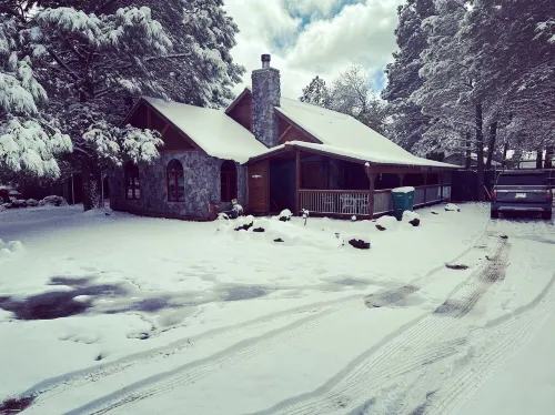 Pinetop Lakeside Cozy Cabin