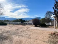 Majestic Mountain Manor 8-BEDROOM HOME